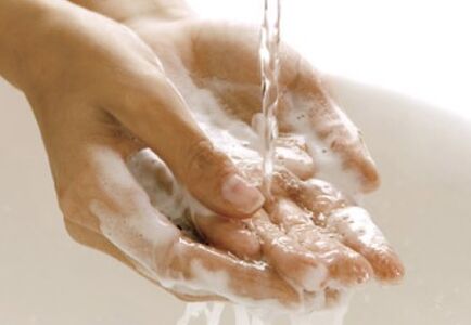 kebersihan tangan melindungi daripada kemasukan parasit ke dalam badan